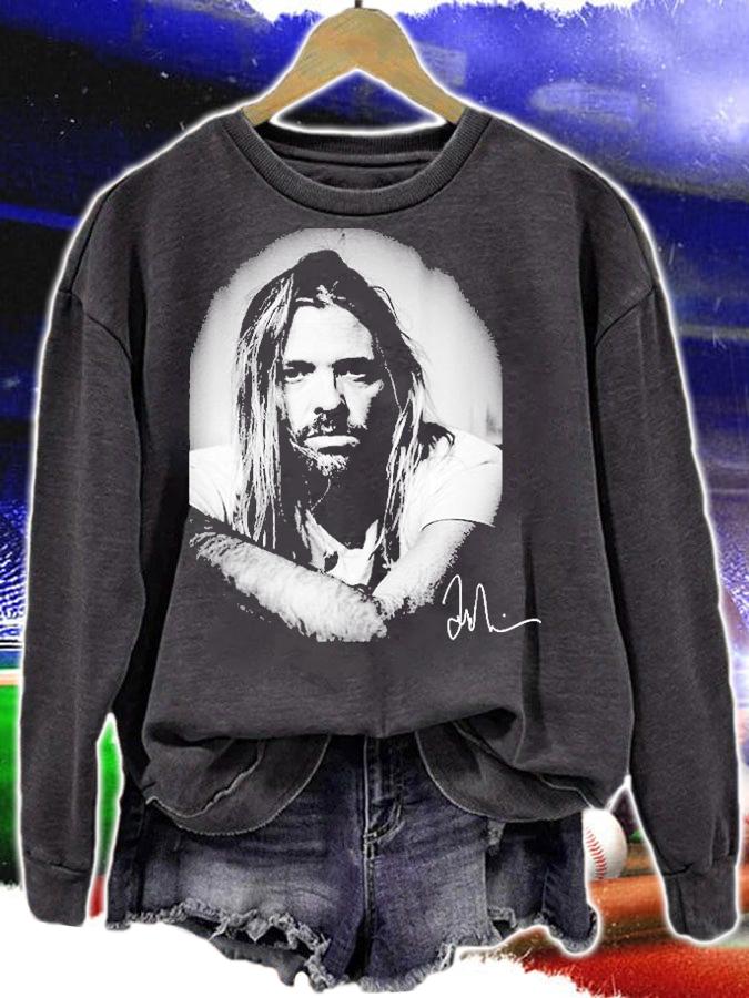 RIP Drummer Taylor Hawkins Signature T-Shirt sweatshirt
