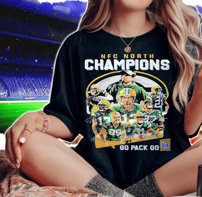 Green Bay Packers Team Nfc North Champions Go Pack Go signatures T-shirt woman shirt